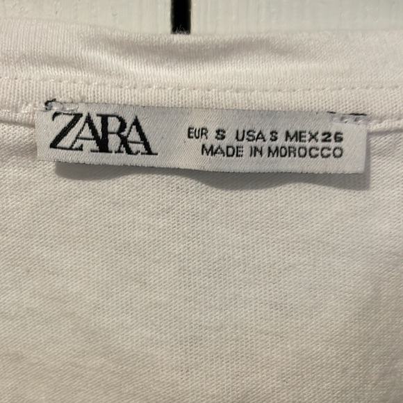 Size Small. Zara short sleeve embroidered arms white tee. - Picture 2 of 4
